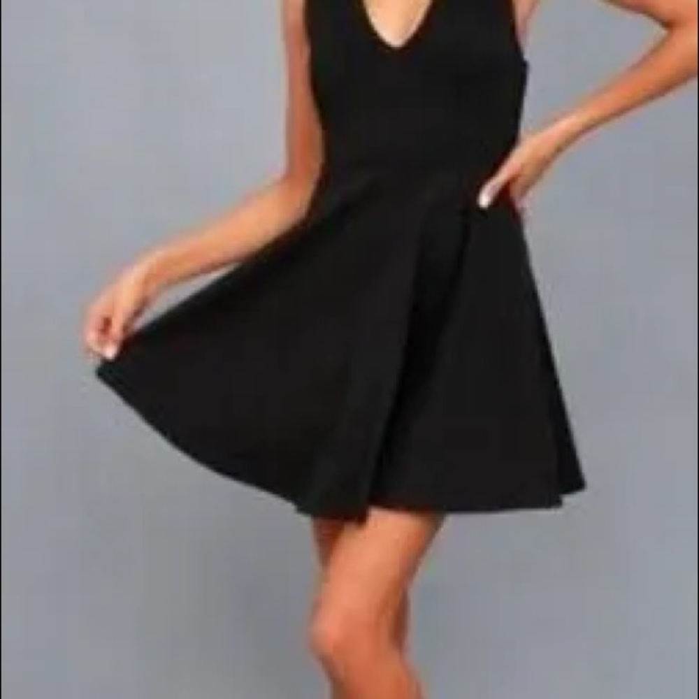 Black lulus skater dress xs